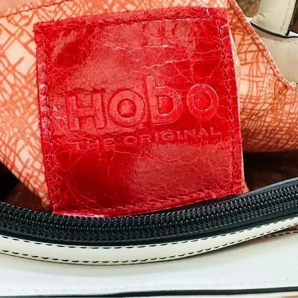 NWOT Hobo International Leather Satchel/Crossbody Bag